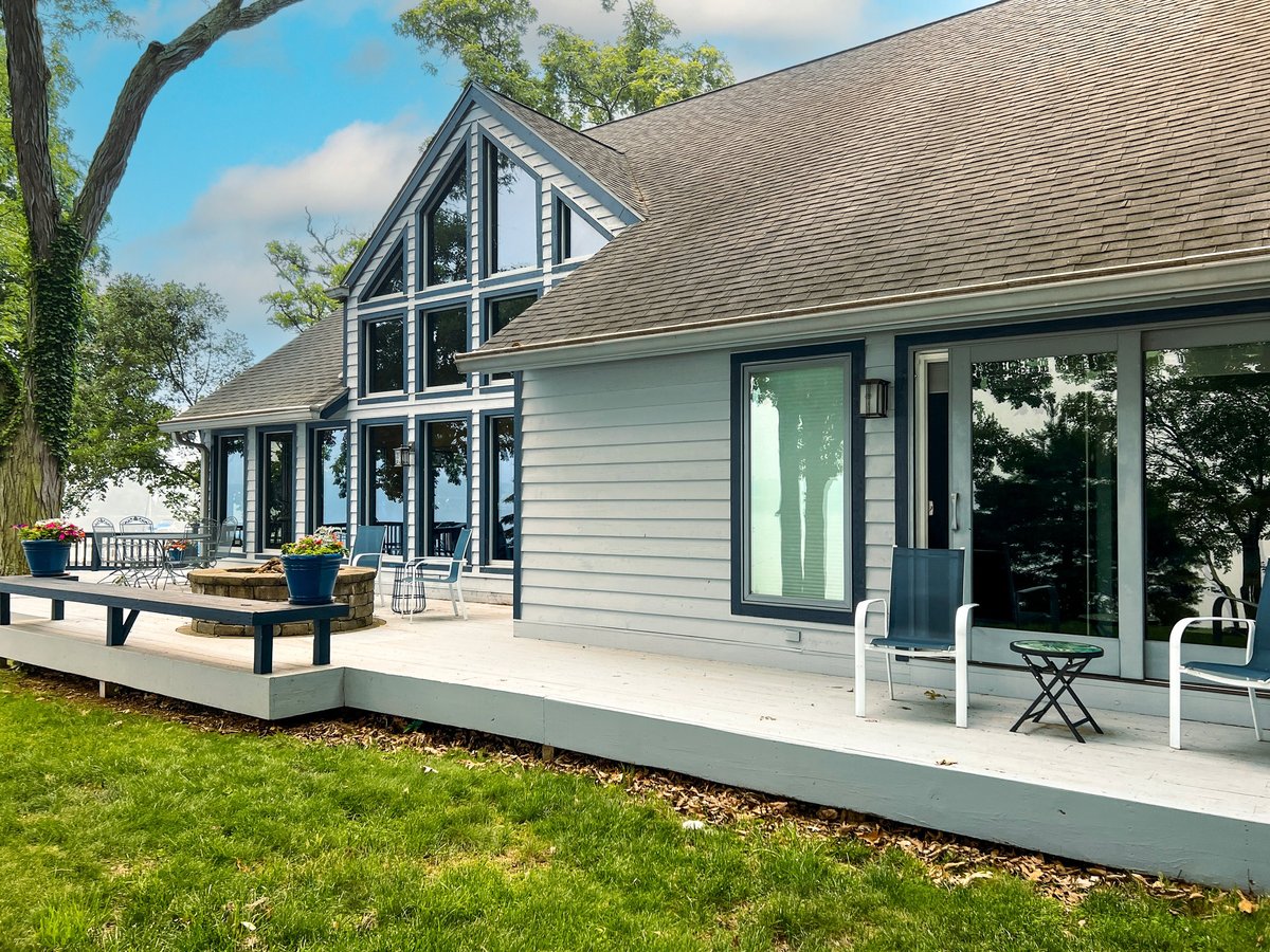 Modern outdoor space with UV stable flooring